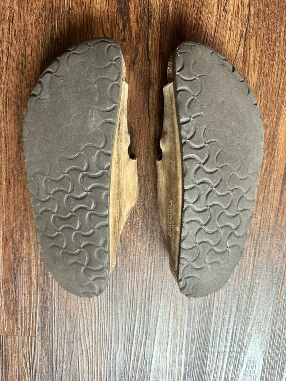Well worn Birkenstocks women’s 39 - Picture 6 of 8